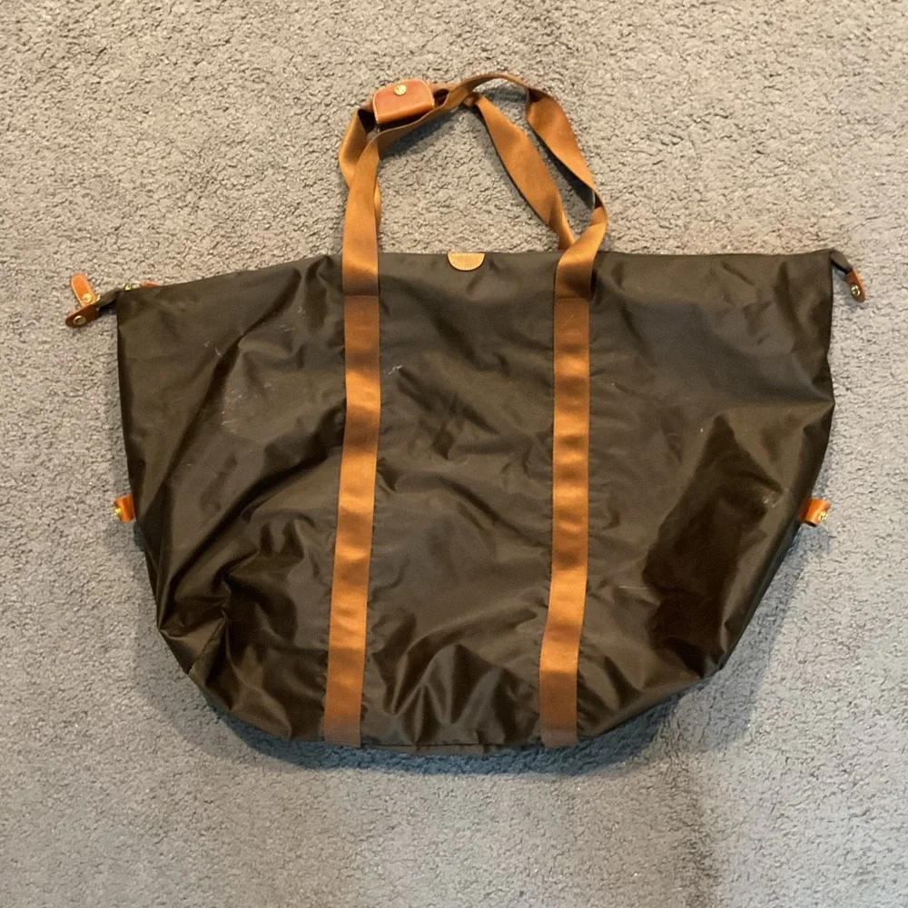 Bric’s Vintage Extra-Large Brown Duffle Travel Overnight Bag Carry-On Luggage